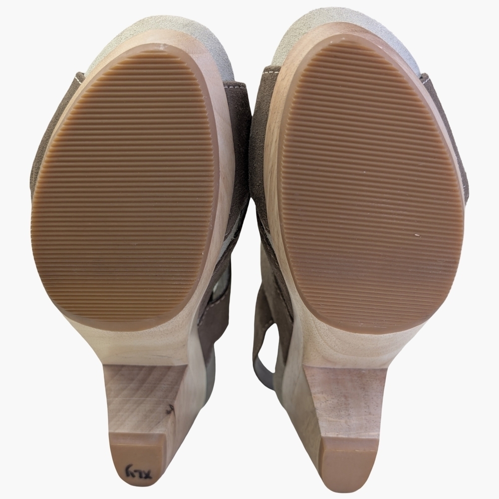 Earthies "Monaco" Leather Slingback Sandals With Wooden Heel | Size 8 - Picture 5 of 9